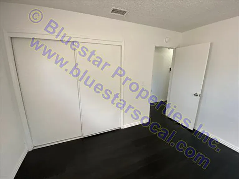 7653 Victor Ave — Photo 9