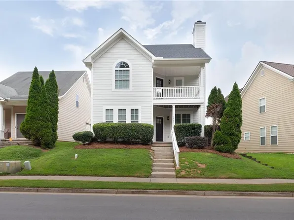 4565 Parkway Cir, College Park, GA 30349
