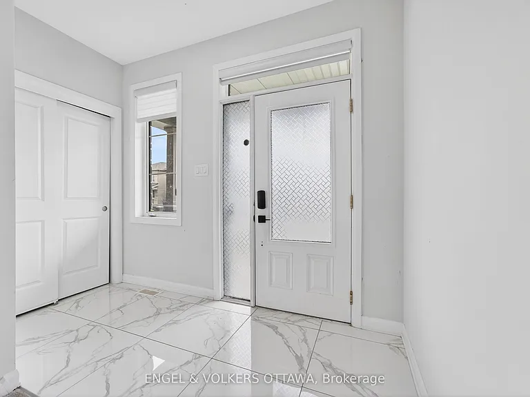 87 Coco Pl — Photo 3
