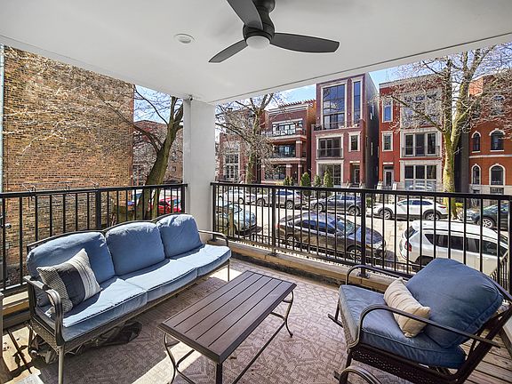 3rd image of 1057 N Paulina St #1