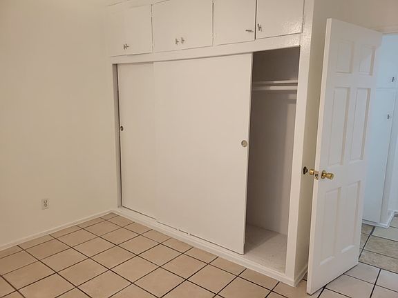 3rd image of 1443 W 84th St #2