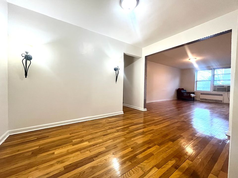 1st image of 1916 Avenue K APT 1D