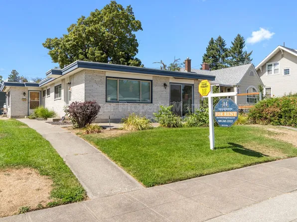 4117 N Howard St, Spokane, WA 99205