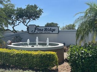 9950 Sailview Ct APT 12, Fort Myers, FL 33905