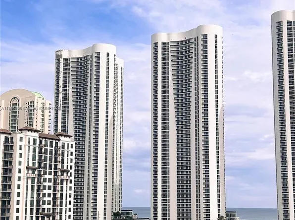 300 Bayview Dr APT 915, Sunny Isles Beach, FL 33160