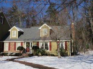 12 Captain Cook Way, Plaistow, NH 03865
