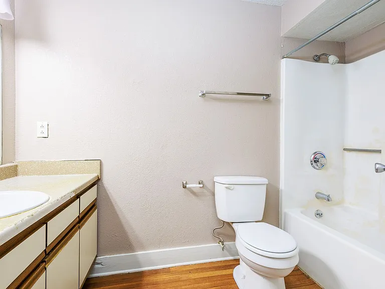 2120 Deer Park Blvd — Photo 13