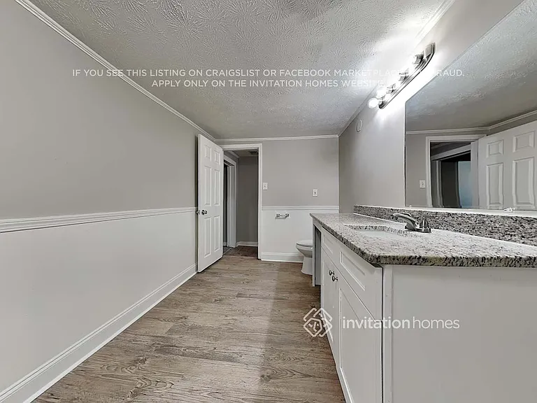 547 Rustic Rd — Photo 20