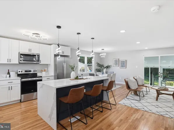 123 Othoridge Rd, Lutherville Timonium, MD 21093