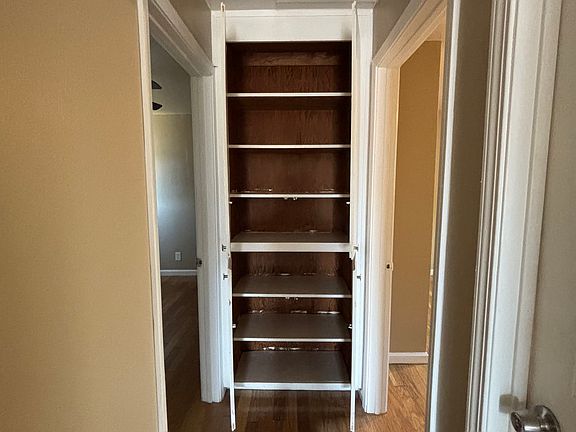 4th image of 5871 Wilkinson St #5871