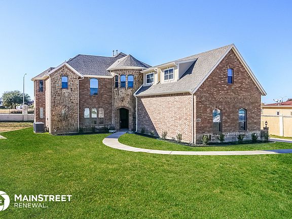 2nd image of 431 Breezeway Ct
