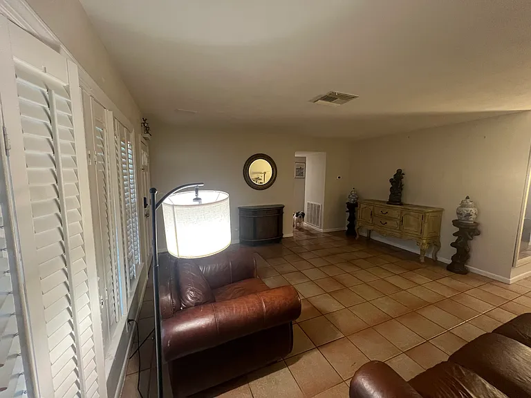 623 Vandenberg St — Photo 5