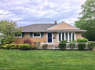 22244 Rivergate Dr, Rocky River, OH 44116