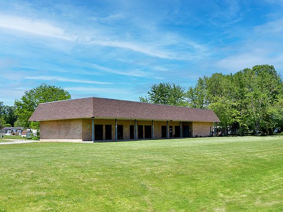 3rd image of 4600 Van Dyke Rd #407DO