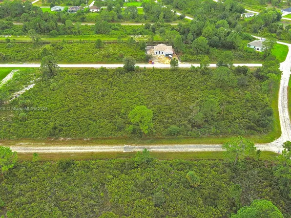 642 Vasser Ave S, Lehigh Acres, FL 33974