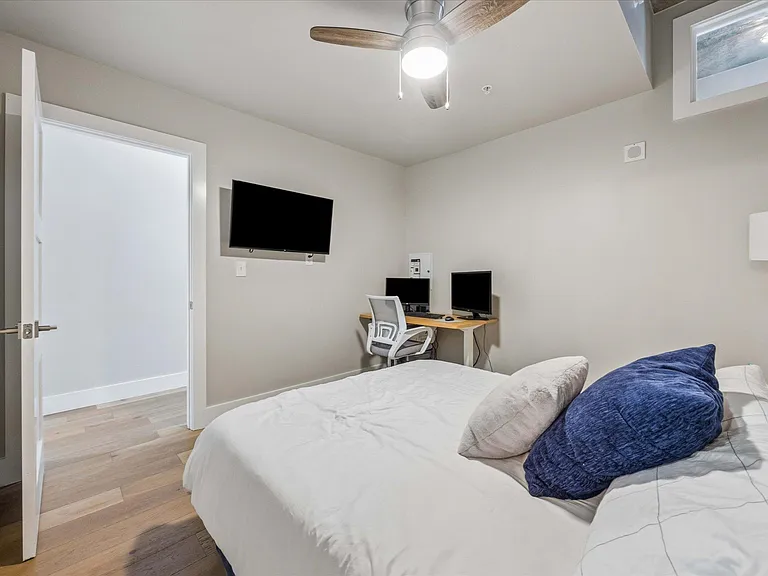 360 Nueces St #3702 — Photo 30
