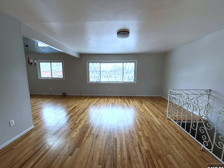 17 Daka Ct #2 — Photo 2