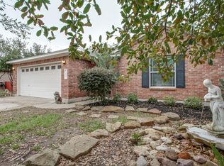 2006 Fall Creek Dr, Leander, TX 78641