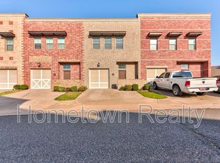 459 S Fretz Ave, Edmond, OK 73003