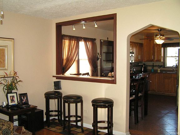 INTERIOR 2