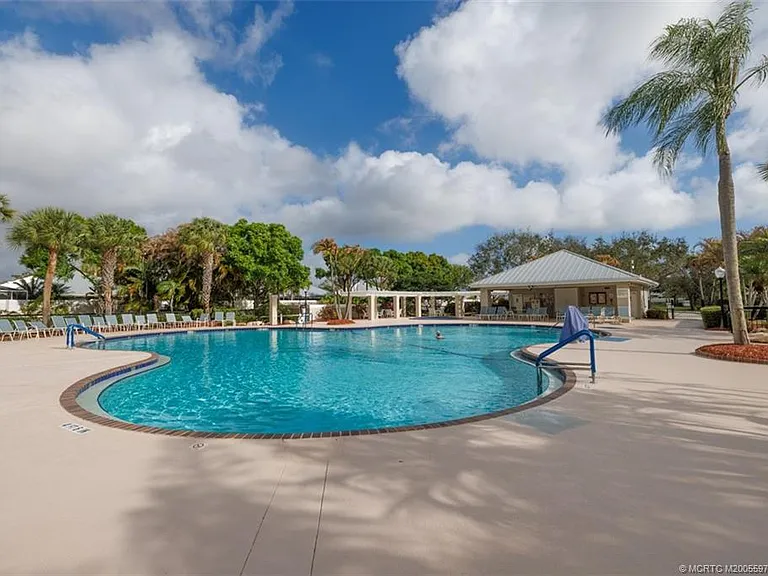 2198 SW Mayflower Dr — Photo 44