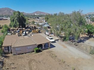 7081 Valley Way, Riverside, CA 92509