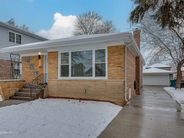 9110 S Sawyer Ave, Evergreen Park, IL 60805