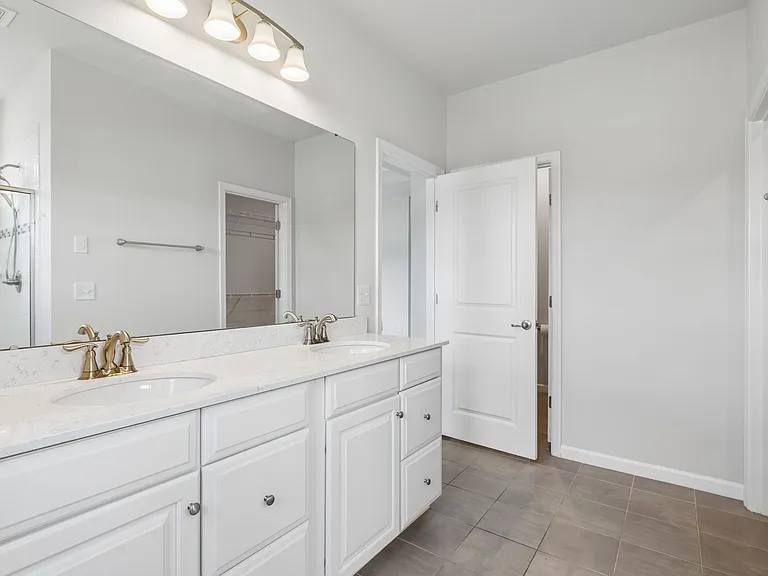2030 Oglethorpe Dr — Photo 46