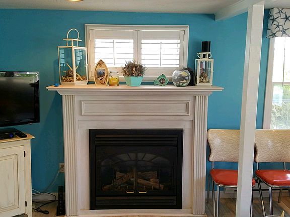 5th image of 133 B Taylor Ave