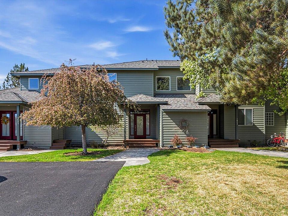1st image of 1085 Golden Pheasant Dr
