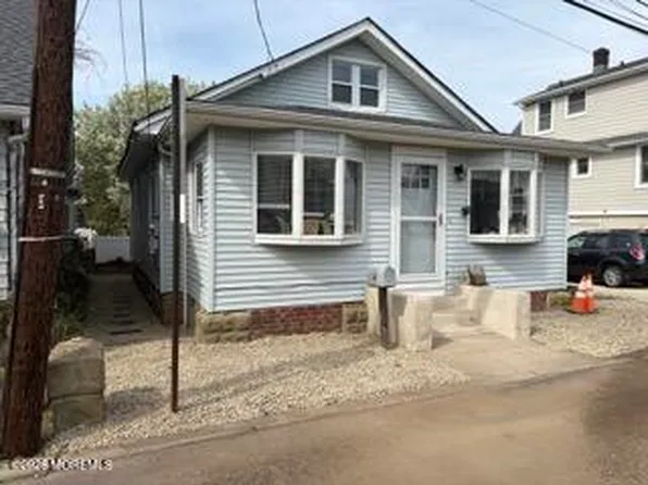 47 Waterview Way, Sea Bright, NJ 07760