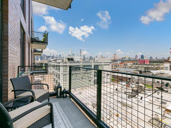 21-45 44th Drive image 7 of 9