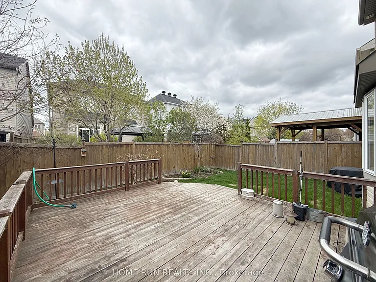 108 Sonesta Cir — Photo 40