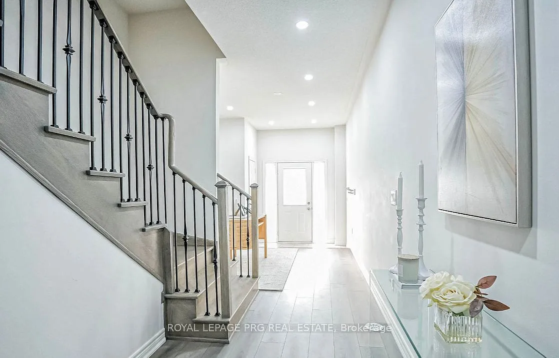 3 bed, $3,600 — Photo 2