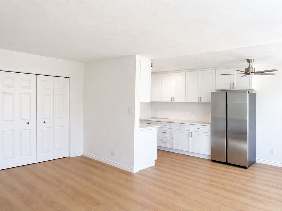 1st image of 200 S Mariposa Ave APT 206