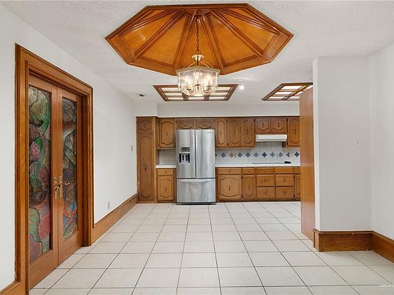 5th image of 3808 N Cynthia St