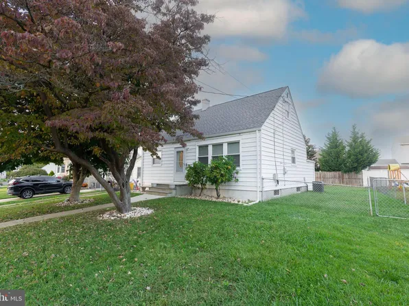 23 Falmouth Rd, Hamilton, NJ 08620