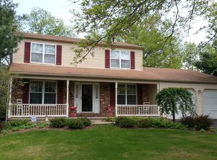 135 Olde Pilgrim Rd, Dublin, PA 18917