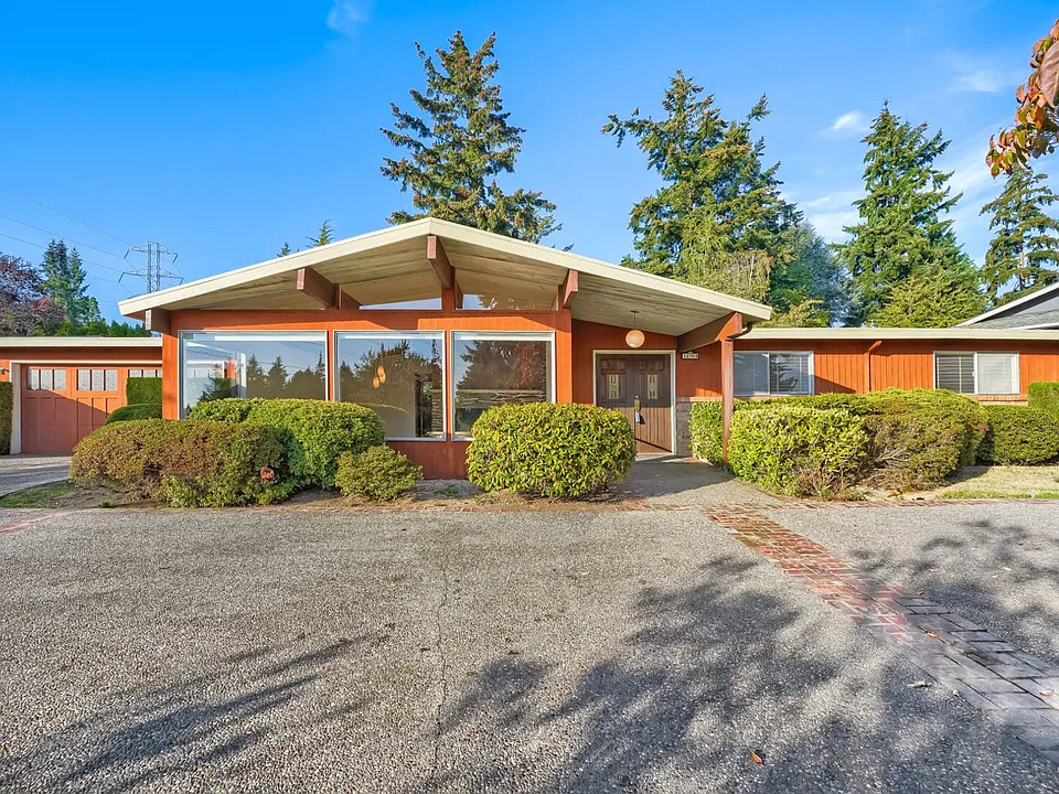 12404 SE 25th Pl