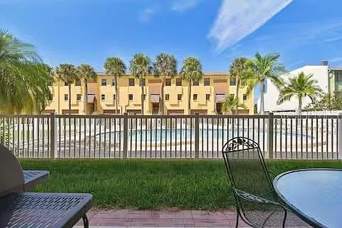 314 Windrush Blvd #13 — Photo 30