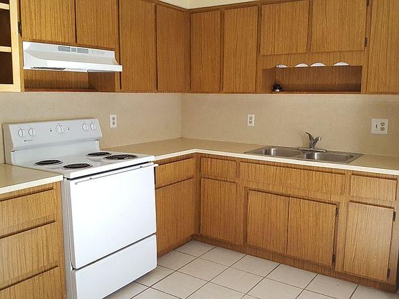 3rd image of 7624 Necia Dr #2