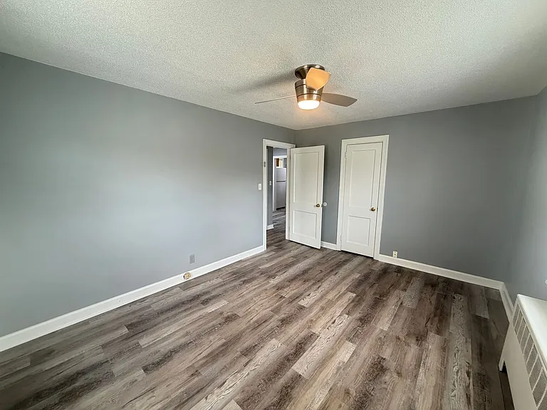 1400 Roslyn Dr #20C — Photo 9