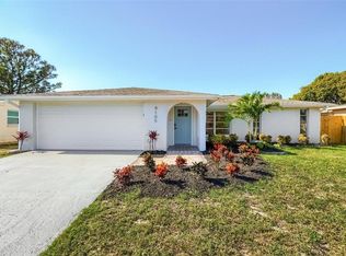 9105 Hunt Club Ln, Port Richey, FL 34668