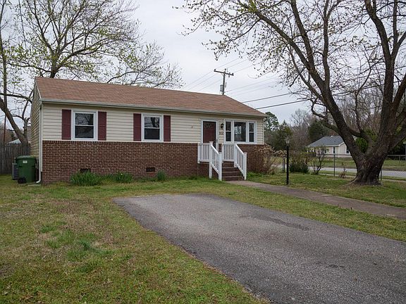 2nd image of 300 Byrd St