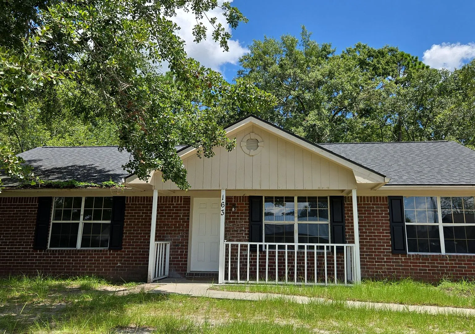 163 Sabreena Circle — Photo 1
