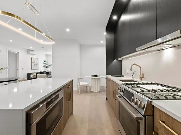 391 1st Street image 8 of 28