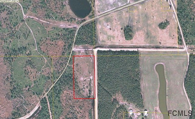 2nd image of 1705 Circle South Rd