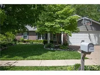 1155 Hollyberry Dr photo 1