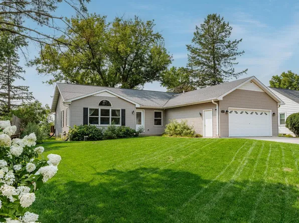 7295 N Lake STREET, Lannon, WI 53046