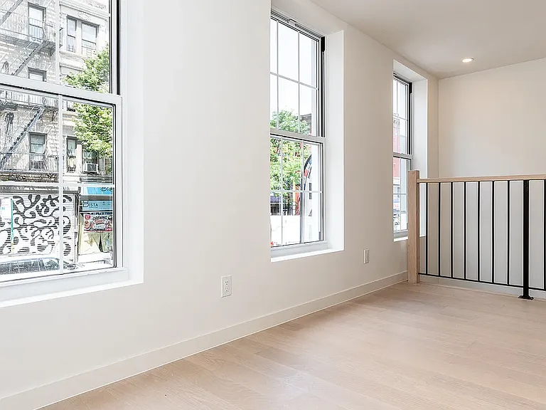 157 Havemeyer St #1 — Photo 2